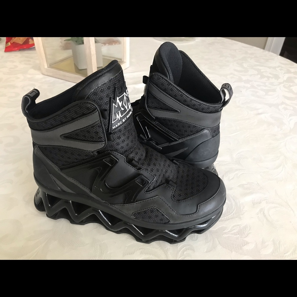 Black Marc by Marc Jacobs high top sneakers